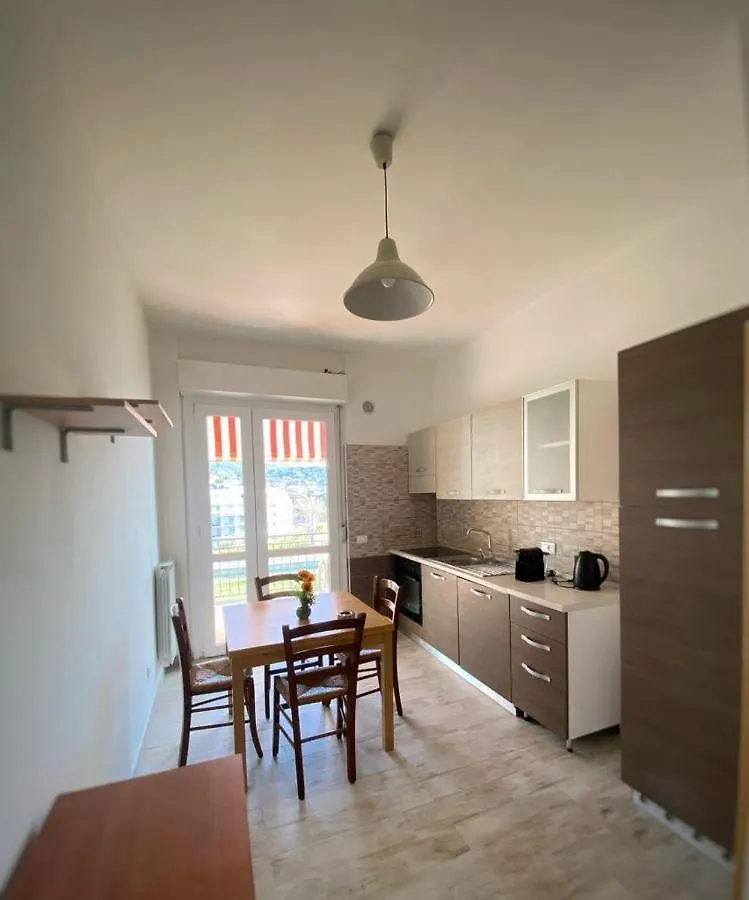 Appartamento Bbking Camelia Casa Vacanze Marina dʼAndora