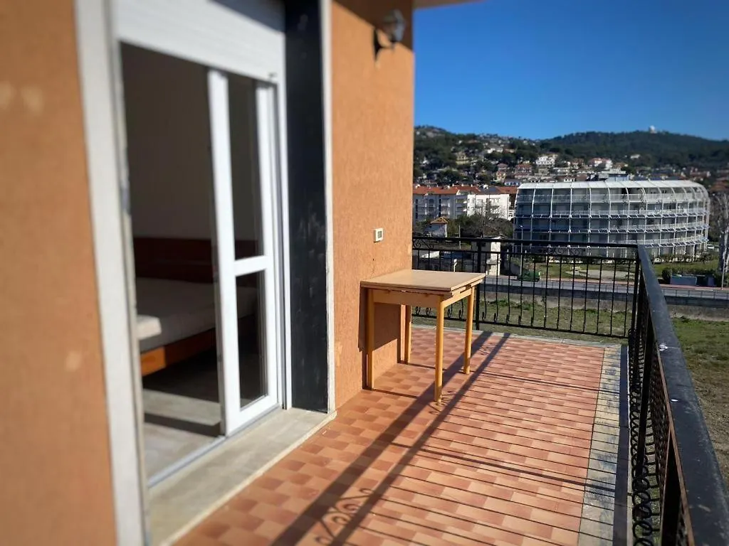 Bbking Camelia Casa Vacanze Marina dʼAndora Appartamento