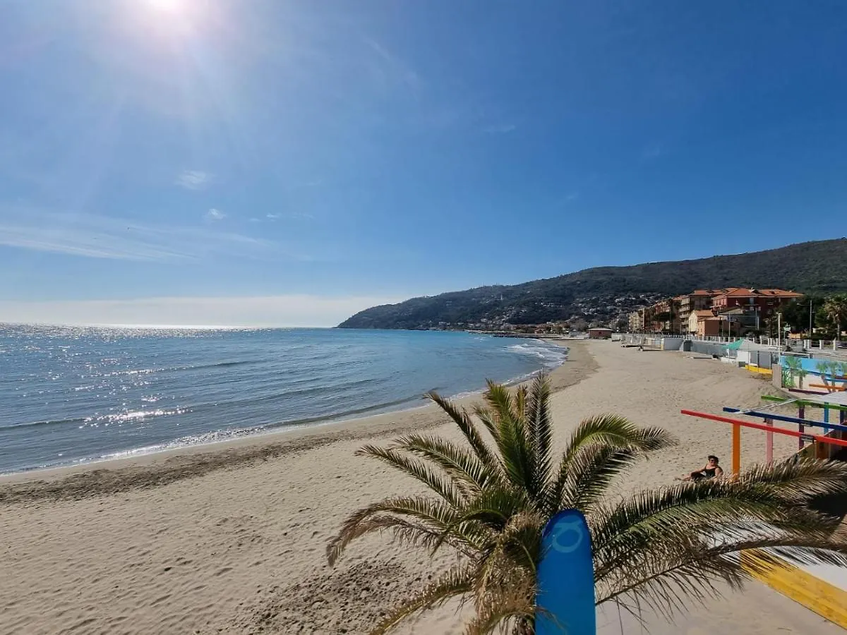 Bbking Camelia Casa Vacanze Marina dʼAndora Italia